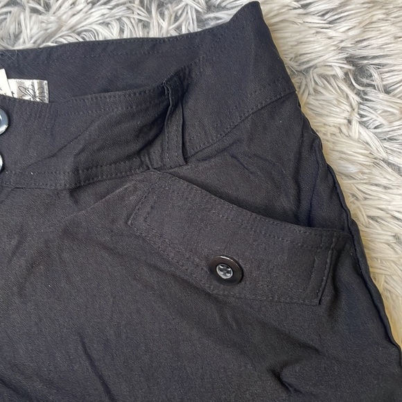 Black Dress Mini Shorts - Picture 4 of 5